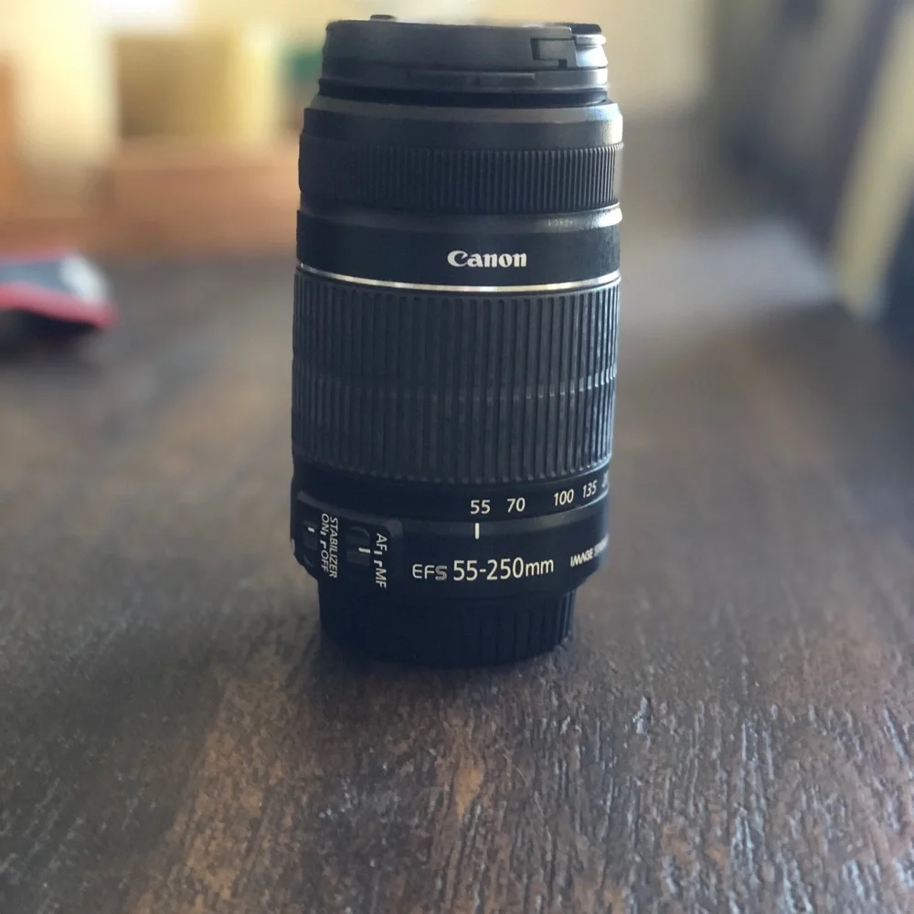 Canon EOS Rebel T5 with accessories